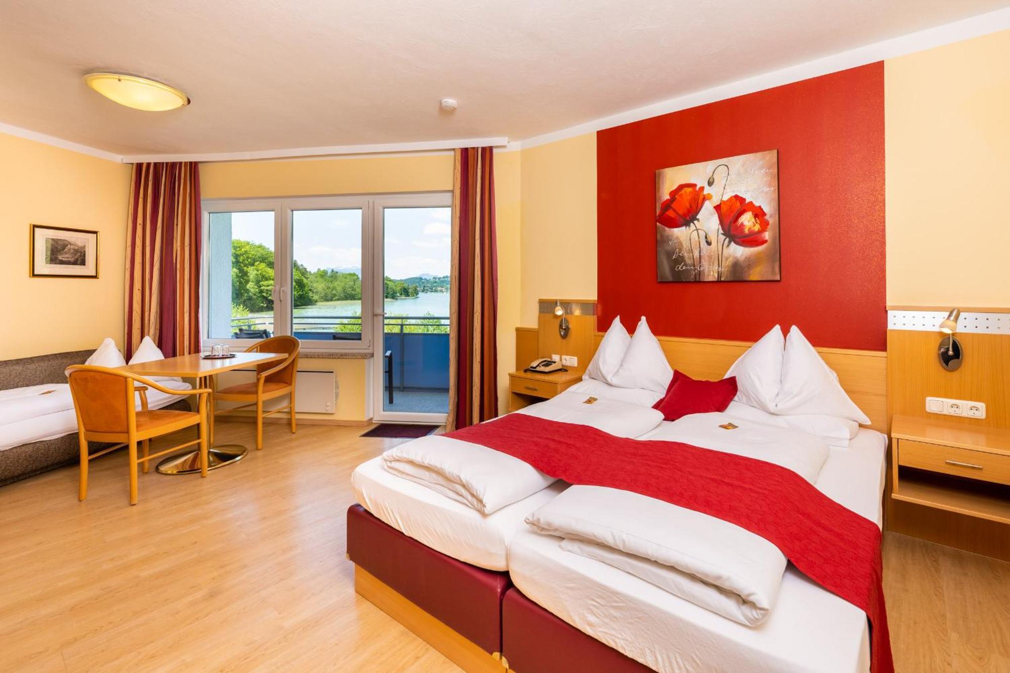 Strandhotel Schabus Velden am Wörthersee Habitación foto