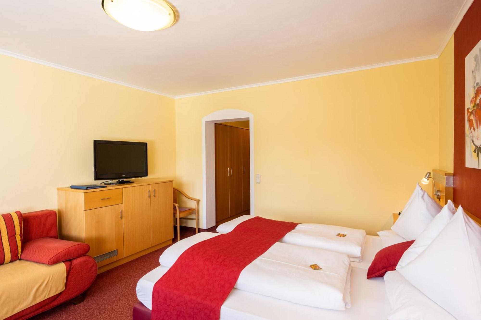 Strandhotel Schabus Velden am Wörthersee Habitación foto