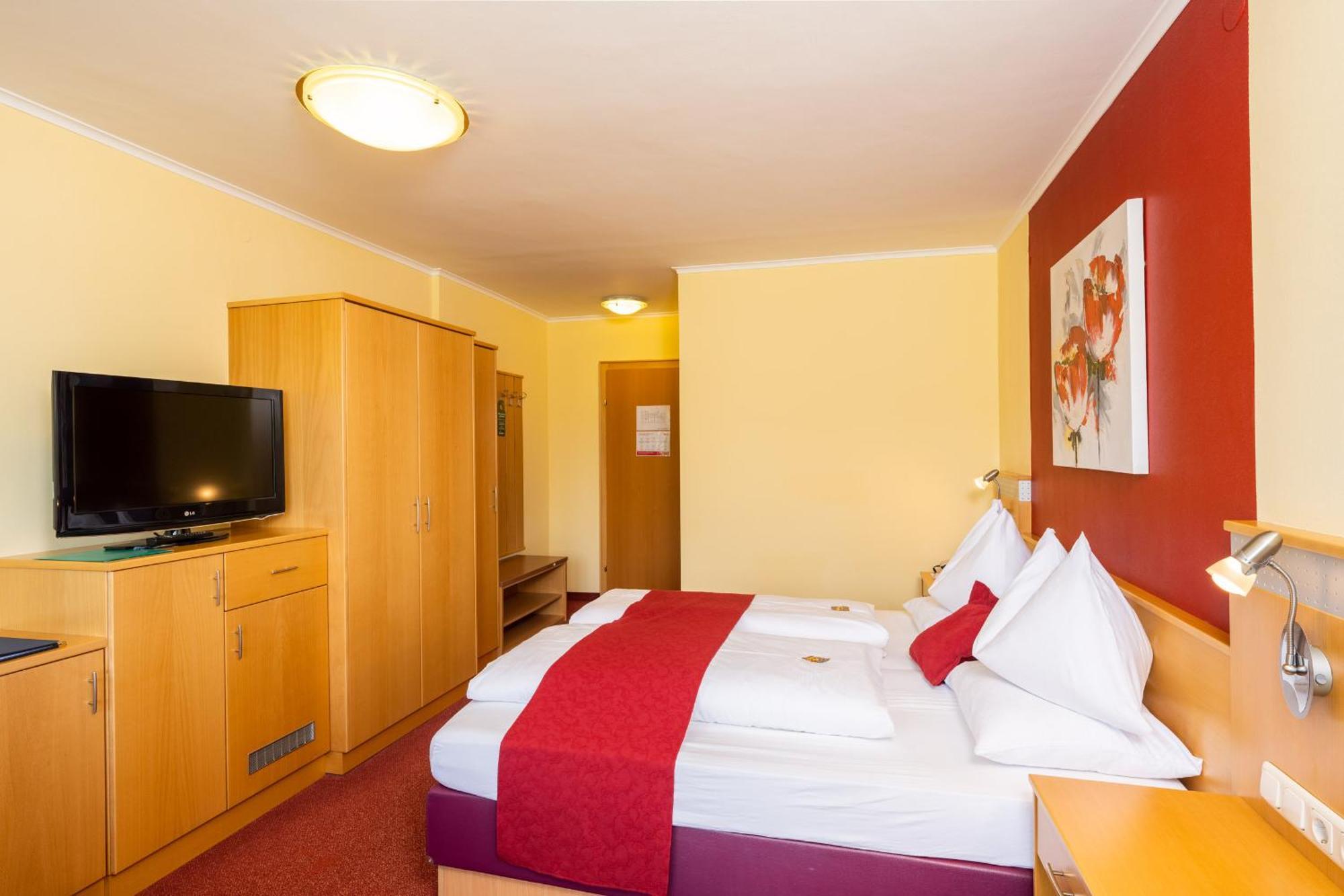 Strandhotel Schabus Velden am Wörthersee Habitación foto