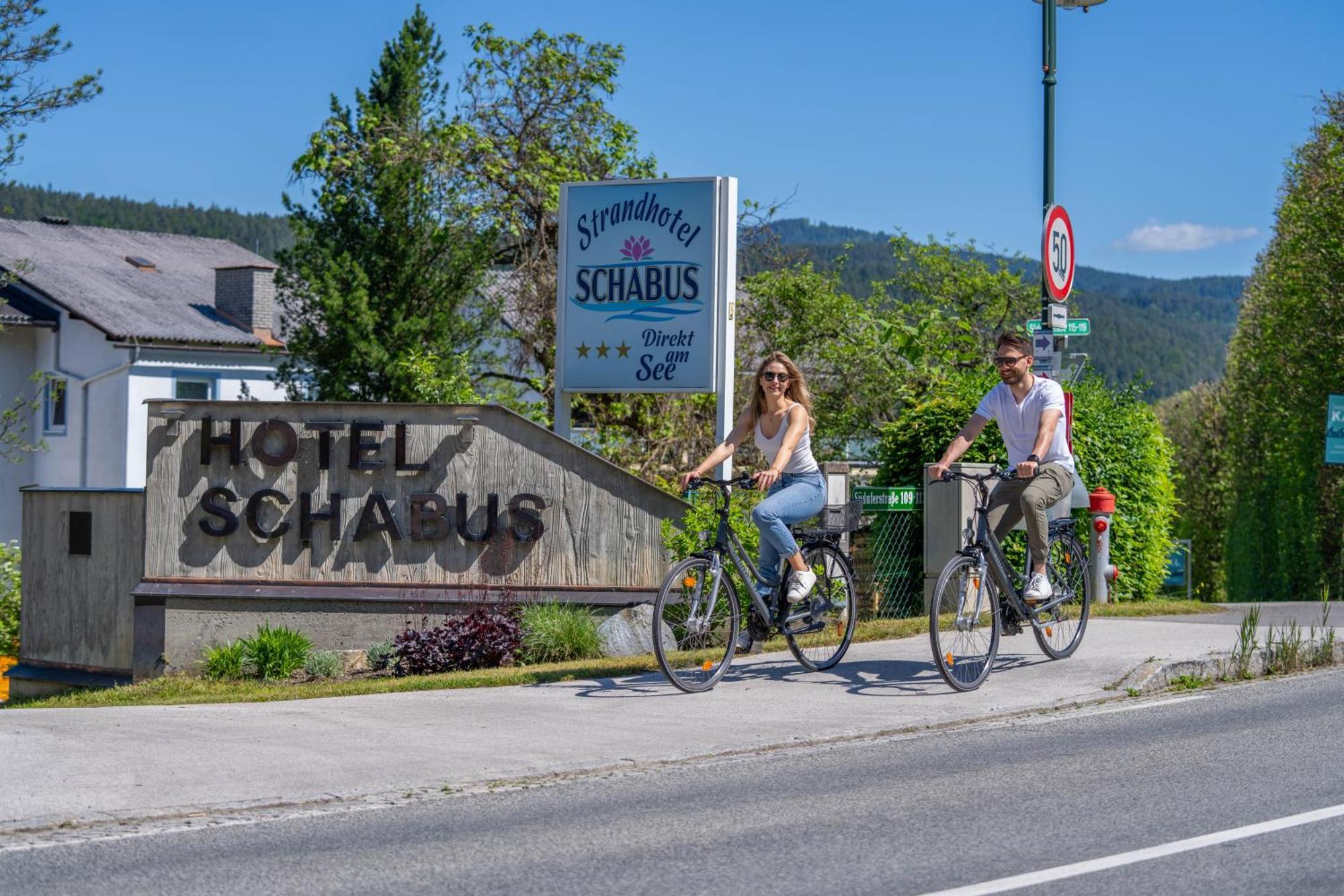 Strandhotel Schabus Velden am Wörthersee Exterior foto